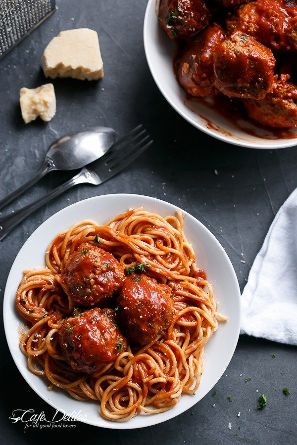Quick & Flavorful Turkey Pesto Meatballs for Weeknight Dinners